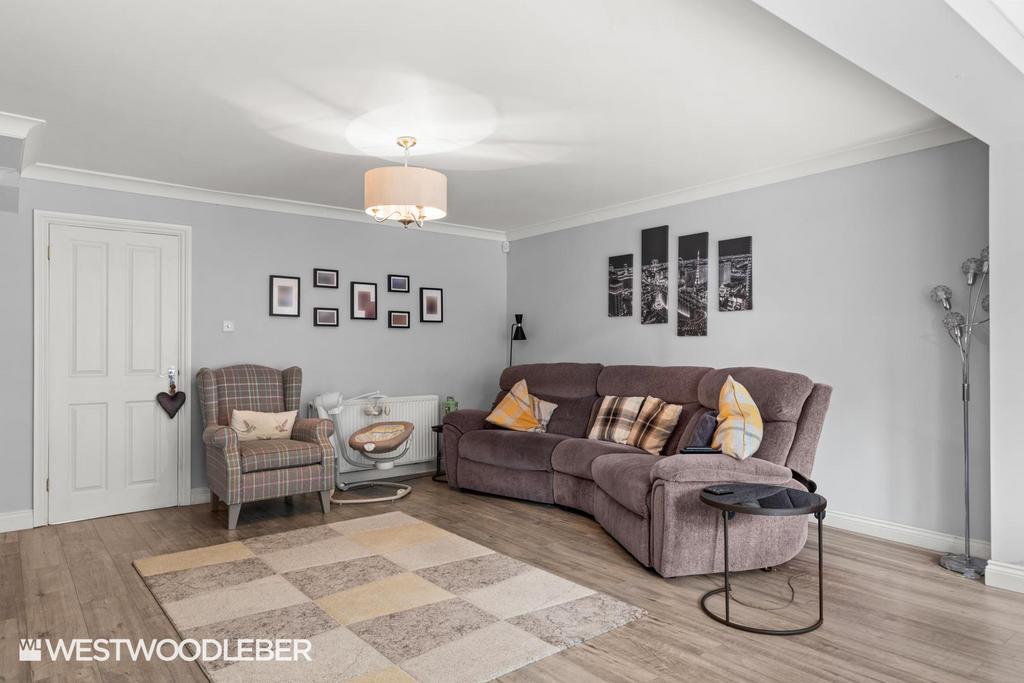 Lilliards Close 11.jpg