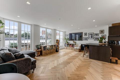 2 bedroom apartment to rent, Kidderpore Avenue, Hampstead, NW3