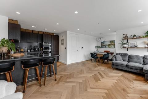 2 bedroom apartment to rent, Kidderpore Avenue, Hampstead, NW3