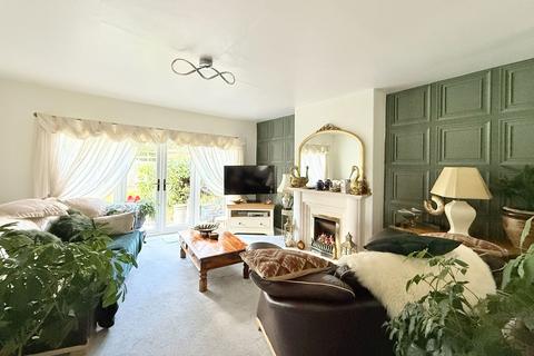 3 bedroom semi-detached bungalow for sale, Dovedale Avenue, Shirley