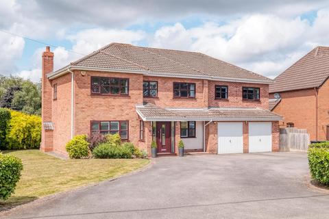 Pikes Pool Lane, Burcot, B60