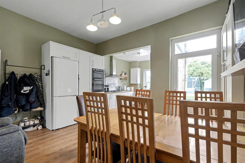 Kitchen Diner 2.jpeg