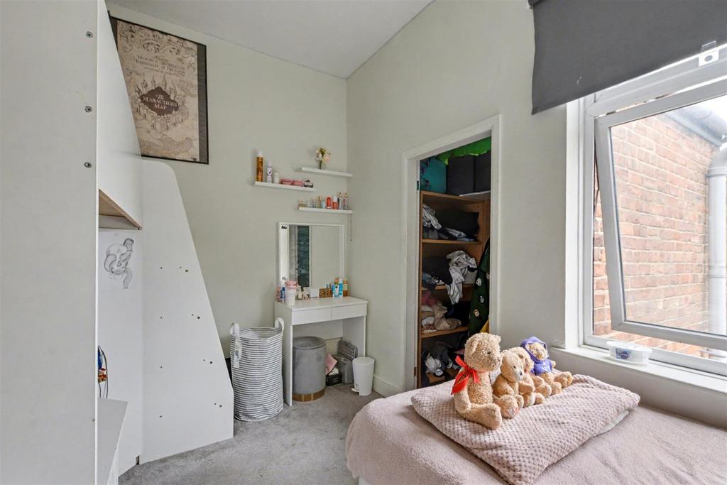 Bedroom 2 1.jpeg