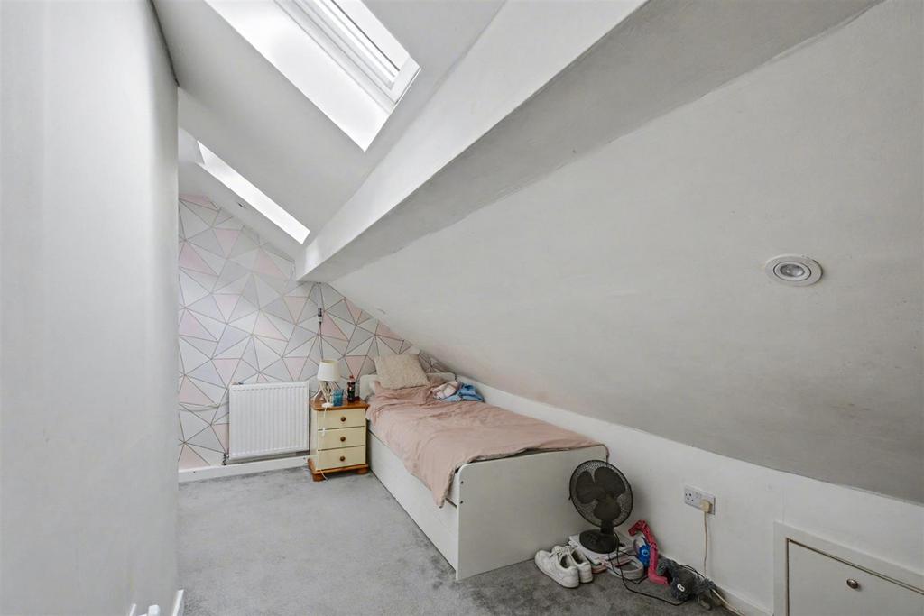 Bedroom 3 1.jpeg