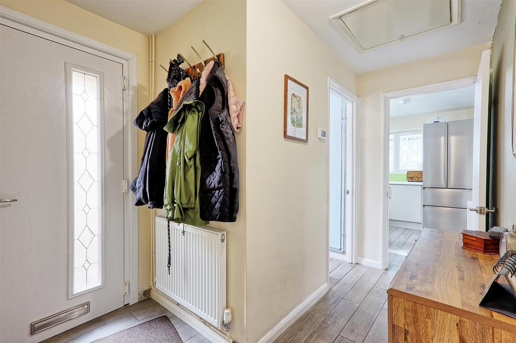 IMG 6920 1 2 easy HDR-interior3.jpg
