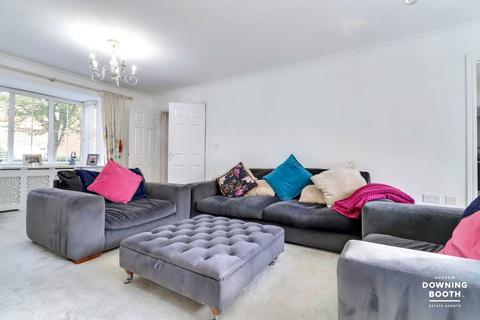 4 bedroom detached house for sale, Newbold Close, Lichfield WS13