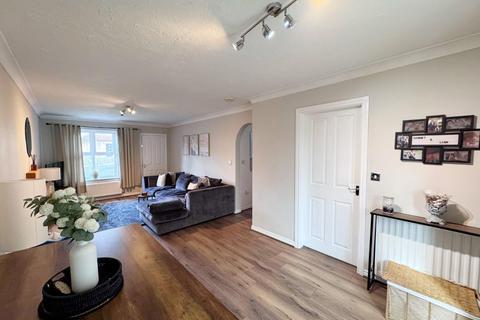 3 bedroom detached house for sale, Willow Drive, Trimdon Village