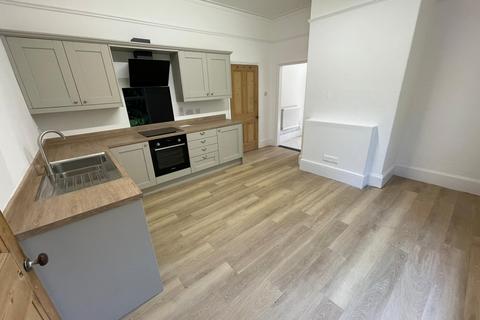 3 bedroom semi-detached house to rent, Sprites Lane, Belstead IP8