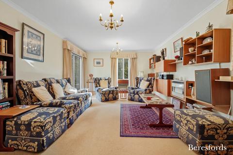 4 bedroom detached house for sale, Rayleigh Road, Hutton, CM13