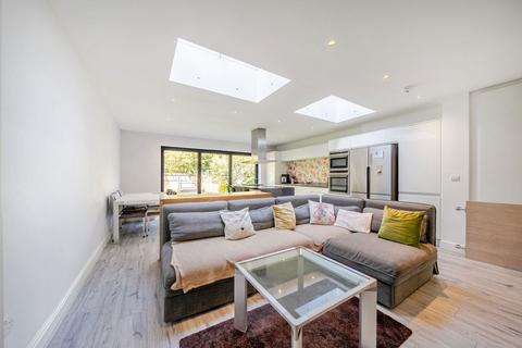 3 bedroom terraced house for sale, Taunton Road, London SE12