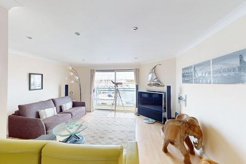 3 bedroom townhouse for sale, Shaw Way, Mount Batten, PL9