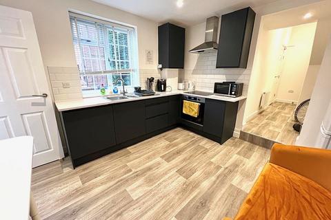 undefined, Deansgrove, Grimsby, DN32