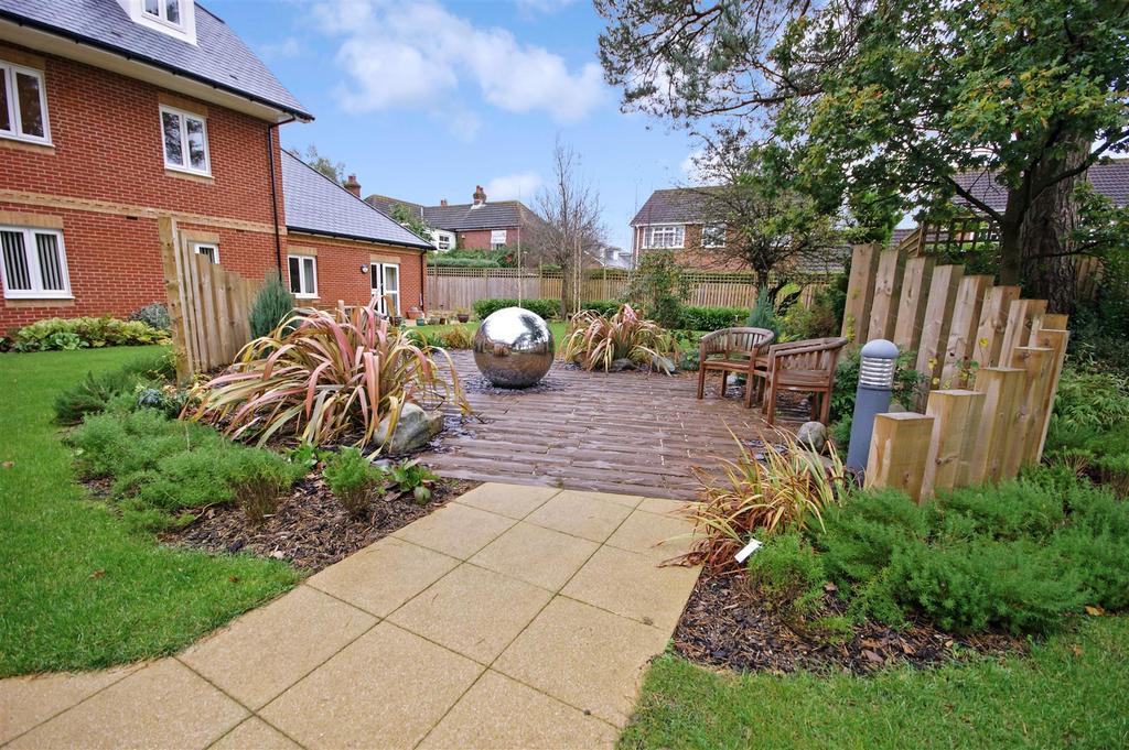 Gardens 3.jpg
