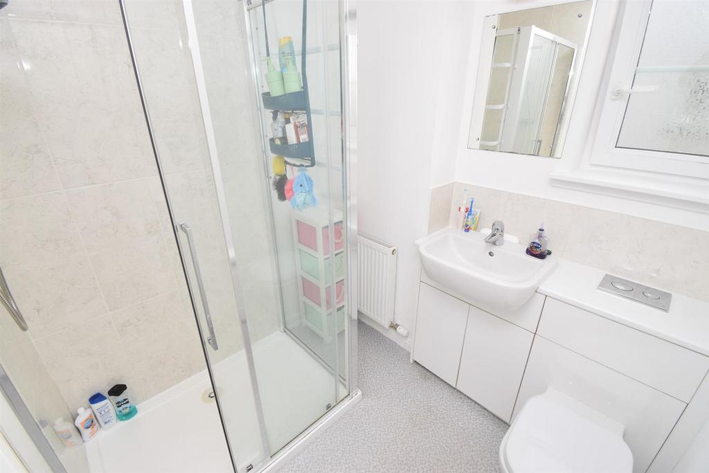 SHOWER ROOM.jpg