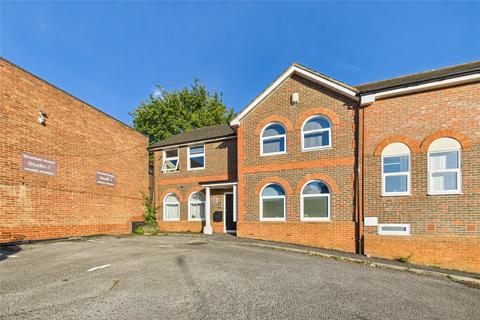 undefined, High Street, Crowthorne, Berkshire, RG45