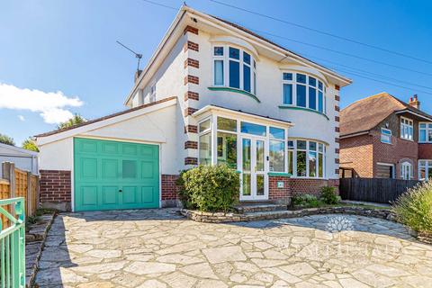 4 bedroom detached house for sale, Warnford Road, Bournemouth BH7