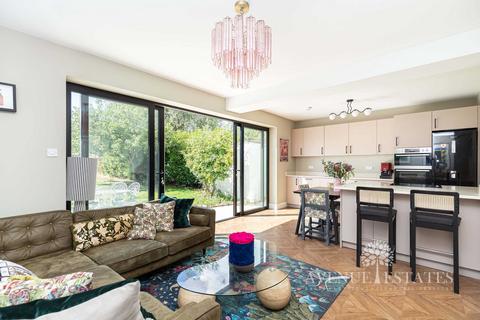 4 bedroom detached house for sale, Warnford Road, Bournemouth BH7