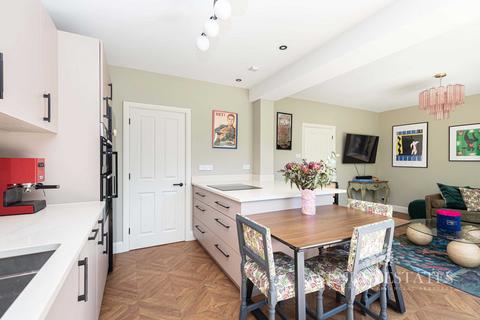 4 bedroom detached house for sale, Warnford Road, Bournemouth BH7