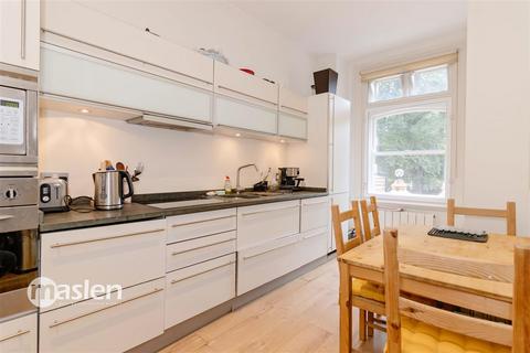 1 bedroom flat for sale, Richmond Terrace, Brighton