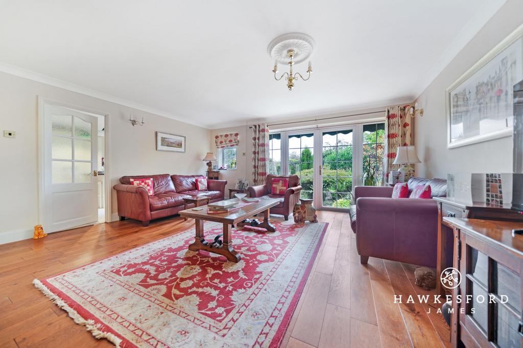 Bell Road, Sittingbourne - Lounge