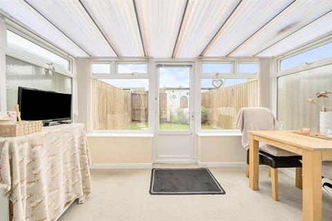 68 Summerdown Walk, Trowbridge, BA14 0LE