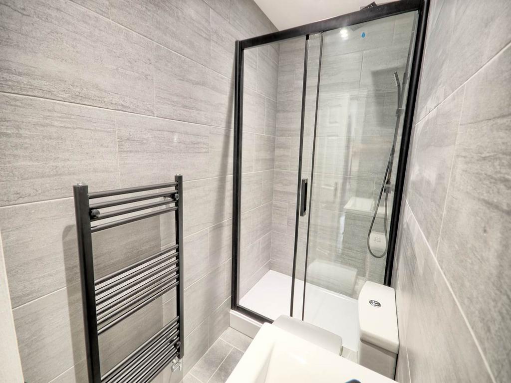 Bathroom 1 2