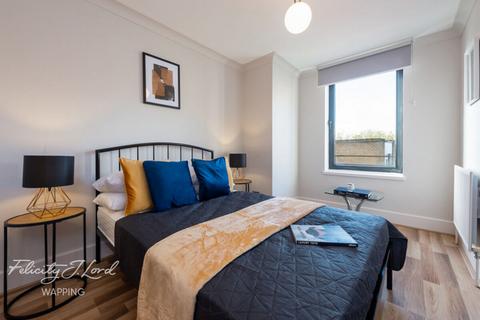 The Highway, LONDON E1W