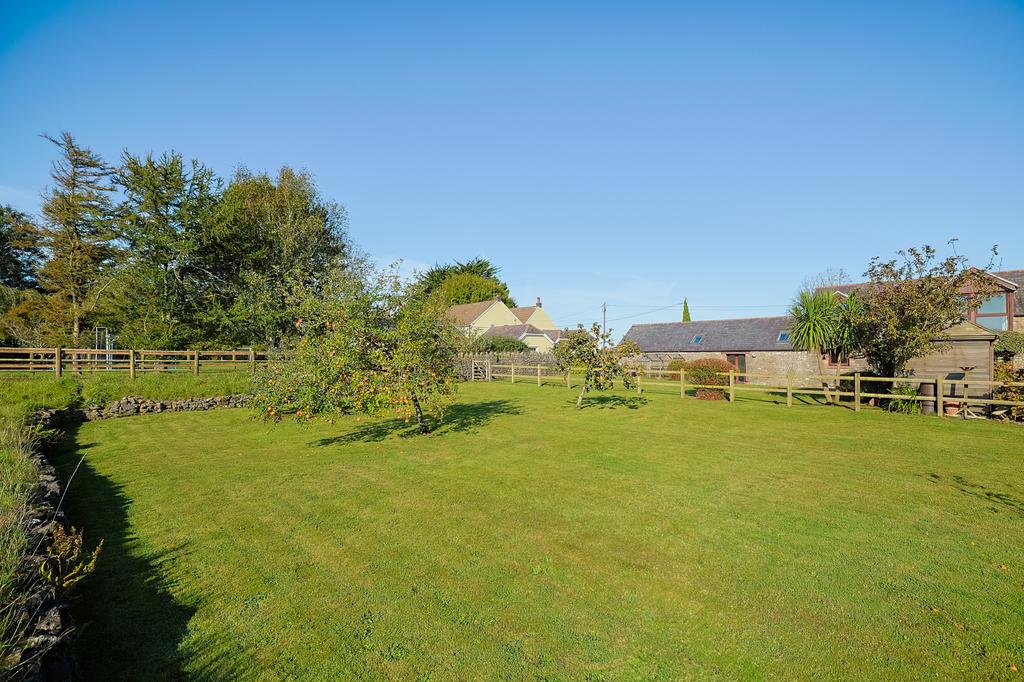 1&amp;2 Little Highways Mews - Web (4 of 55).jpg