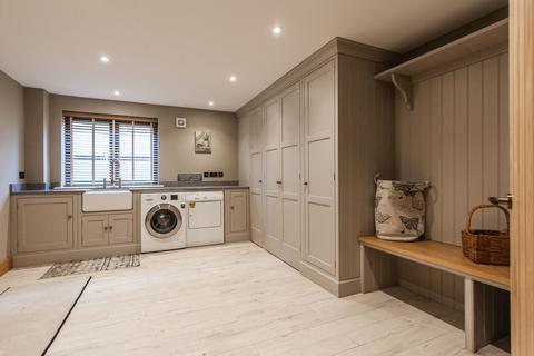 4 bedroom detached house for sale, Striking 4-bed, 3-storey Home in Old Hunstanton
