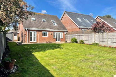 ELLISON GARDENS, FAREHAM