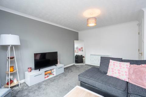 2 bedroom ground floor flat for sale, Waverley Crescent, Livingston, West Lothian, EH54 8JR