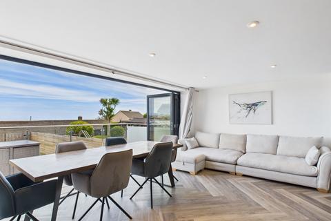 24 Barton Drive, Paignton, TQ3 3SH