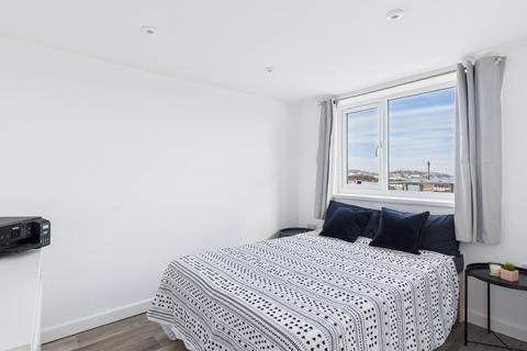 24 Barton Drive, Paignton, TQ3 3SH