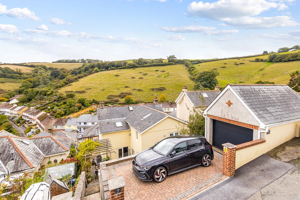 6 Top Garage & Position 7 Broad Park Dartmouth - 2