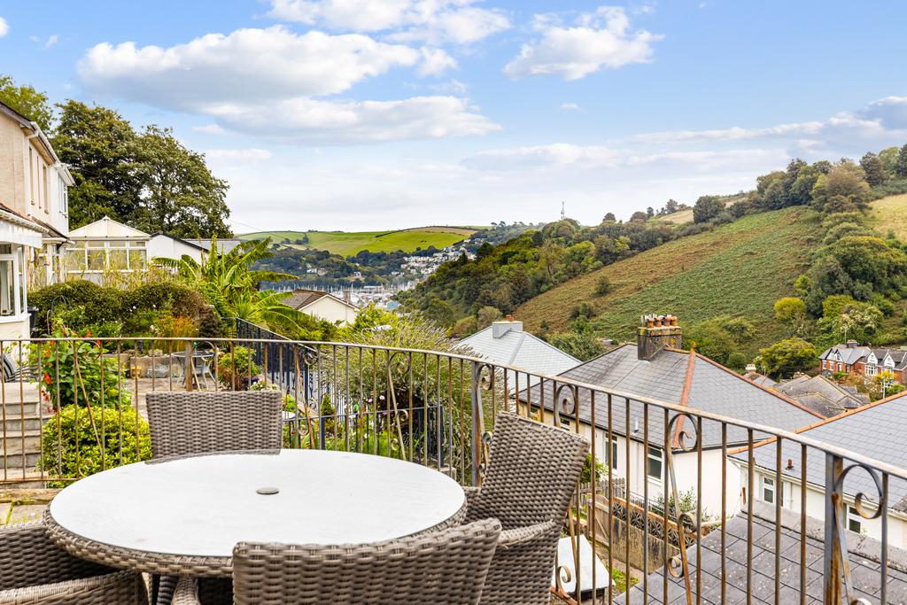 5 Terrace View 7 Broad Park Dartmouth - 250919