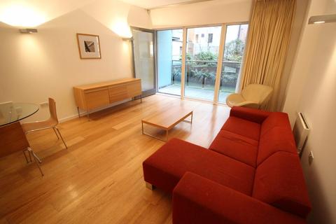 2 Bed Flats To Rent In Manchester City Centre Apartments 2 Bedroom Apartment To Rent Lumiere Building 38 City Road East Southern Gateway