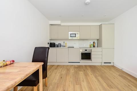 undefined, Farnborough Road, Farnborough, GU14
