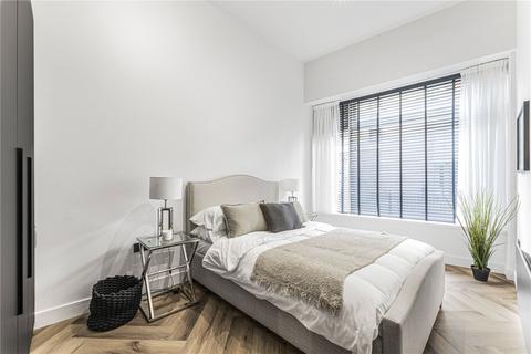 undefined, Old Castle Street, London, E1
