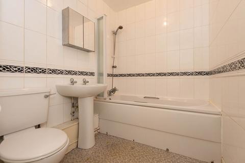 undefined, Wain Avenue, Chesterfield S41