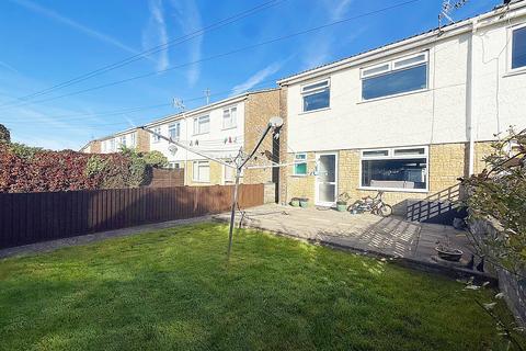 undefined, Pontyclun CF72