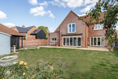 5 bedroom detached house for sale, Donnington Row, Dinton
