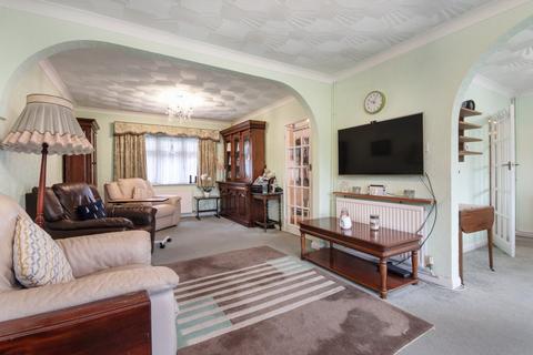 3 bedroom bungalow for sale, The Drive, New Barn, Kent, DA3
