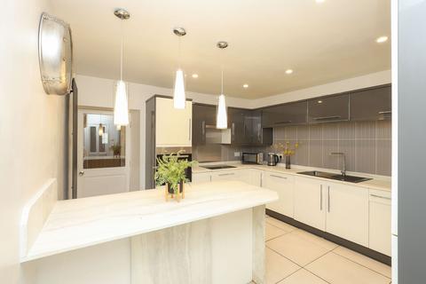 4 bedroom end of terrace house for sale, Sheffield Road, Sheffield S13
