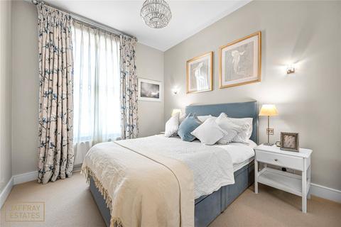 1 bedroom apartment for sale, Lupus Street, Pimlico, London, SW1V