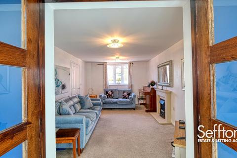5 bedroom townhouse for sale, Lord Nelson Drive, Norwich, Norfolk