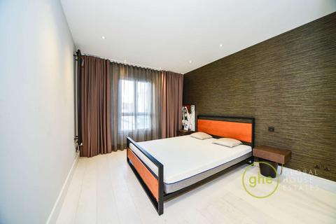 2 bedroom flat to rent, Kempton court, Whitechapel, London