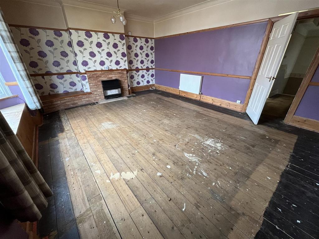 12a Greenfield IMG 8597.jpg