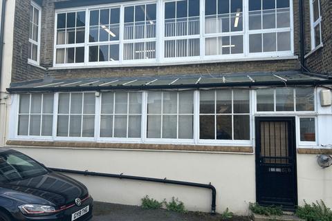 Office to rent, 67 Westow St London SE19 3RW
