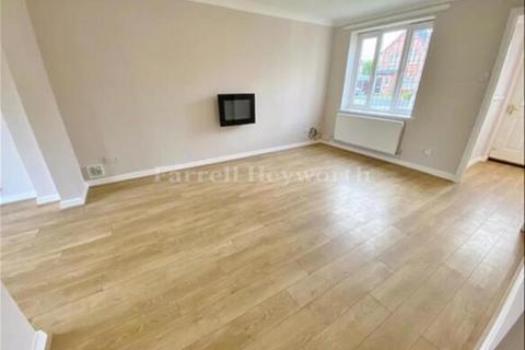 3 bedroom detached house to rent, Neath Close, Preston PR5
