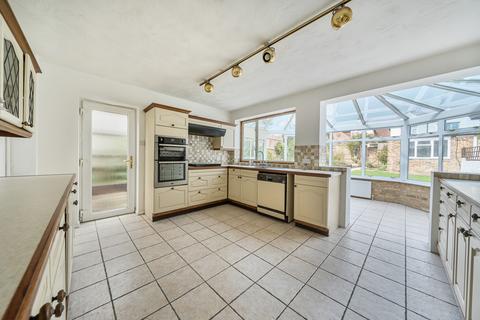 3 bedroom semi-detached house for sale, Gold Hill North, Chalfont St. Peter, Gerrards Cross